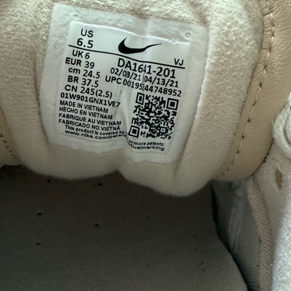 Nike Air Max 90 - Picture 4 of 5